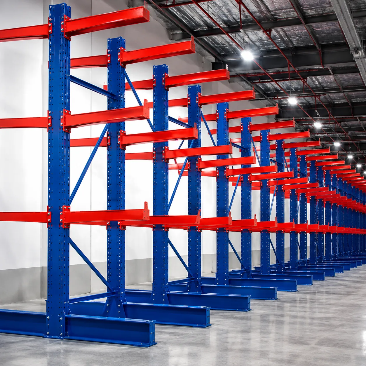 7500 Series Heavy Duty Island Cantilever Racking System